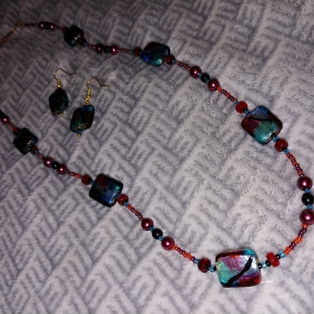 Fall necklace and earing set - Picture 3 of 3